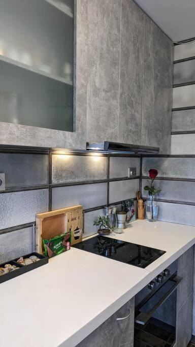 Beachfront Gem In Varna Center Екстер'єр фото
